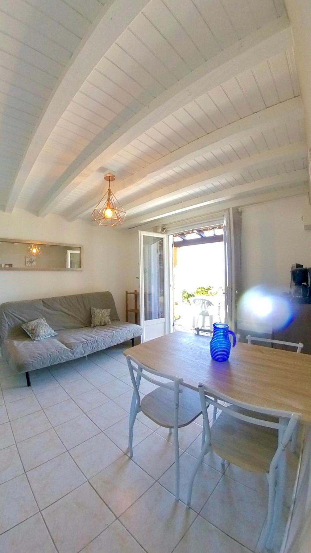 Residence Ile De Beaute بروبرِيانّو المظهر الخارجي الصورة